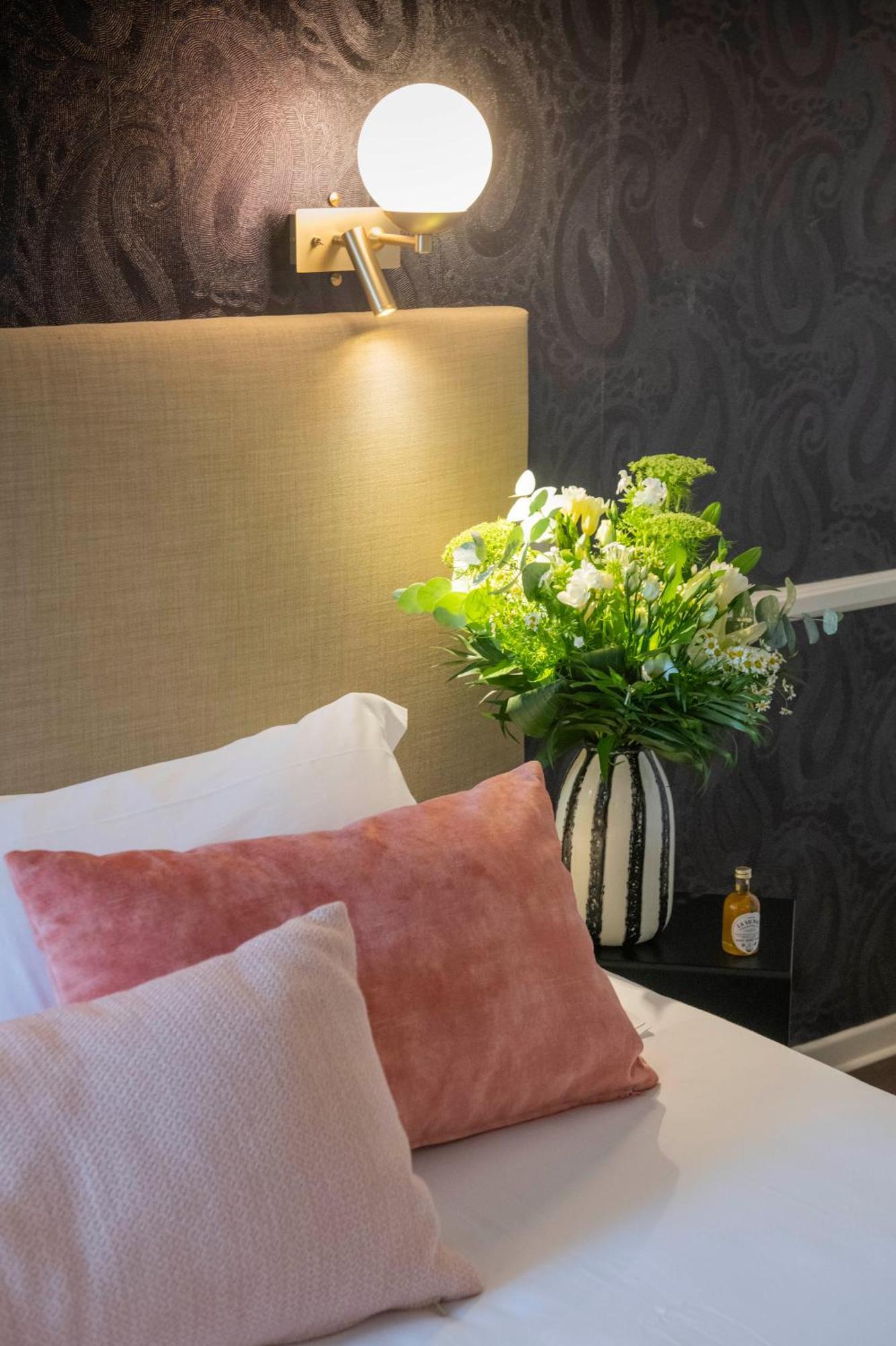 Hotel La Truffe Noire Брив ла Гайард Екстериор снимка